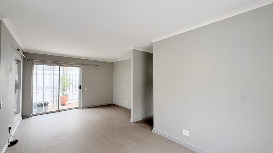 To Let 2 Bedroom Property for Rent in Kirstenhof Western Cape